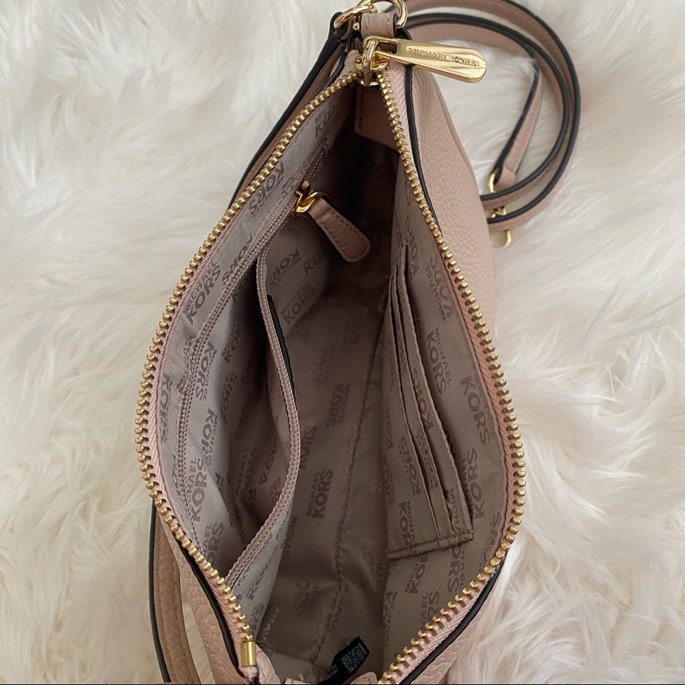 Michael Kors Pink crossbody bag - Picture 12 of 15